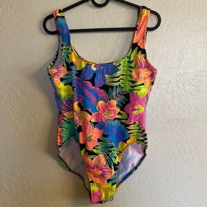 Vintage Floral Women's One Piece Swimsuit